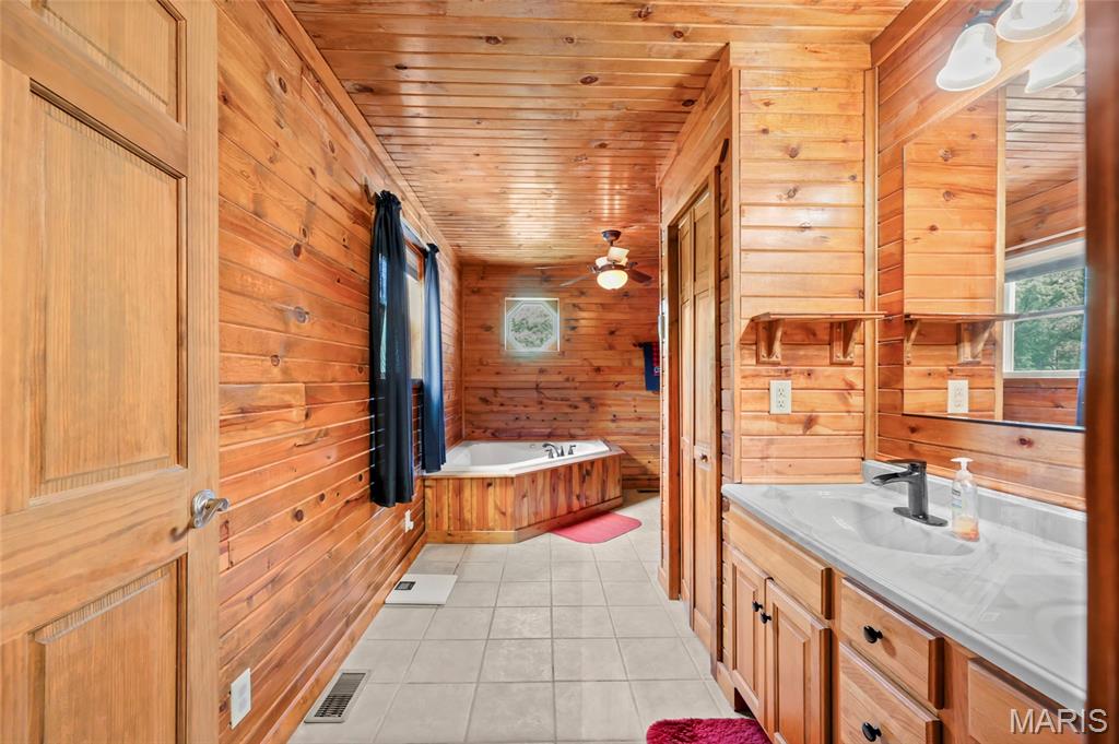 662 Nixon School Road Property Photo 39