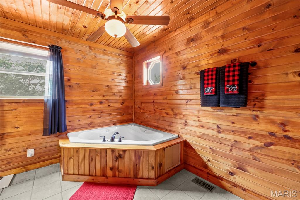 662 Nixon School Road Property Photo 42