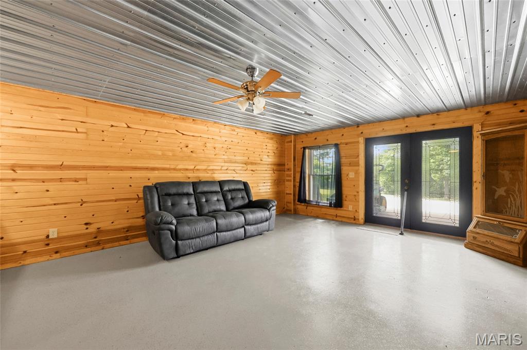662 Nixon School Road Property Photo 56