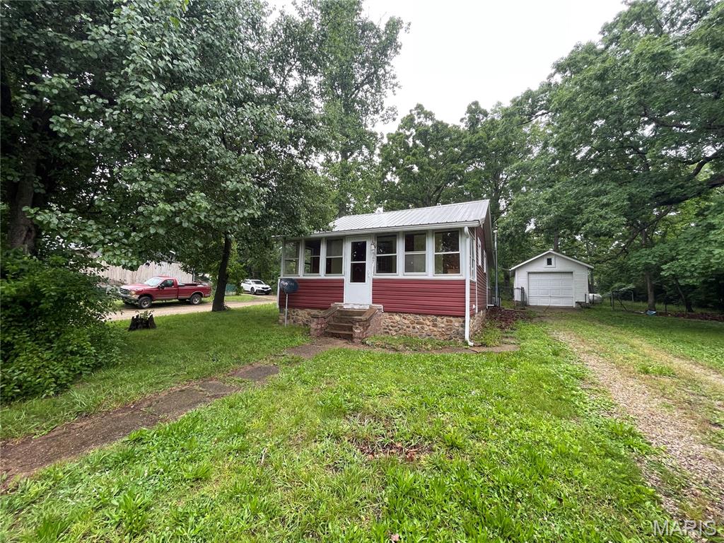 567 N Lakeshore Drive Property Photo 1