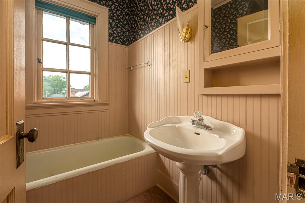 202 W Poplar Property Photo 64
