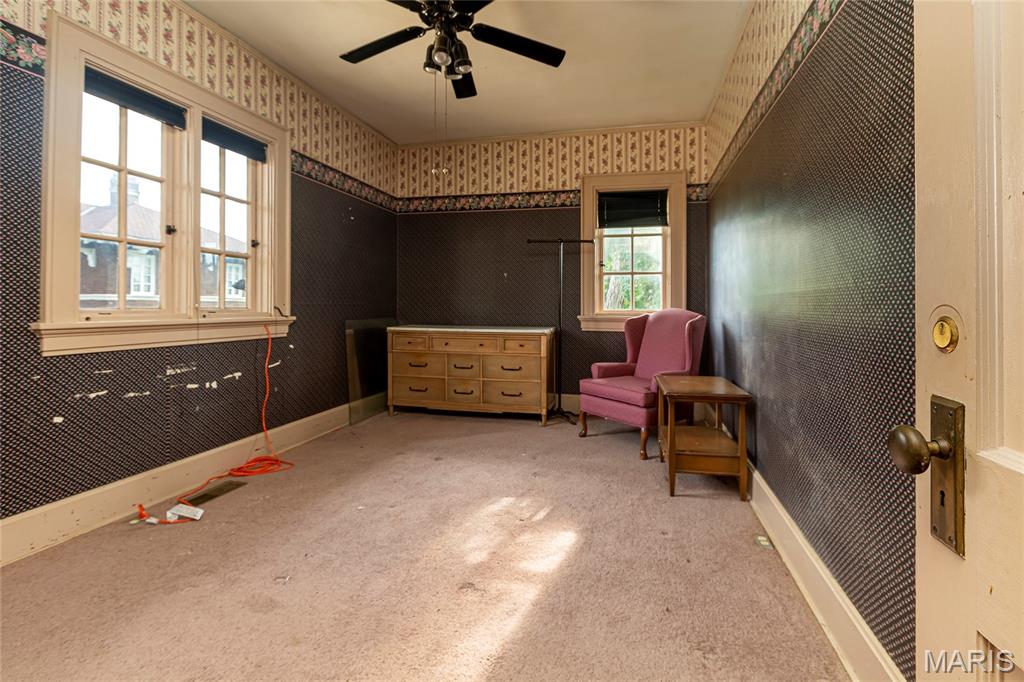 202 W Poplar Property Photo 65
