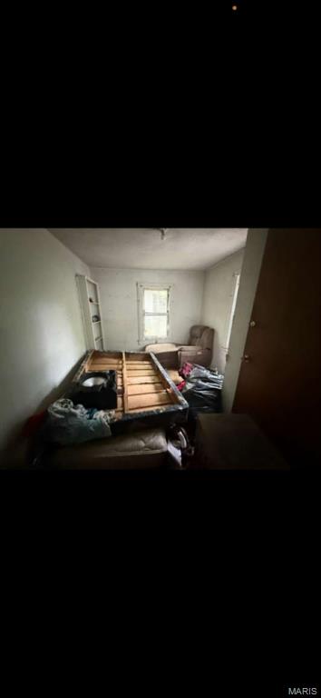 904 W Division Street Property Photo 6