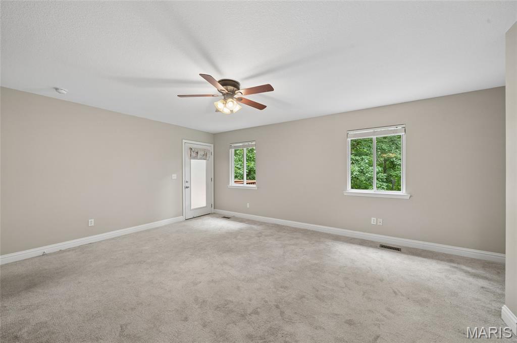 161 Stuart Lane Property Photo 17