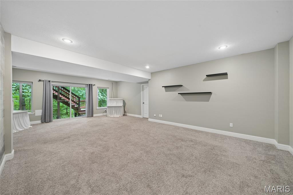 161 Stuart Lane Property Photo 21