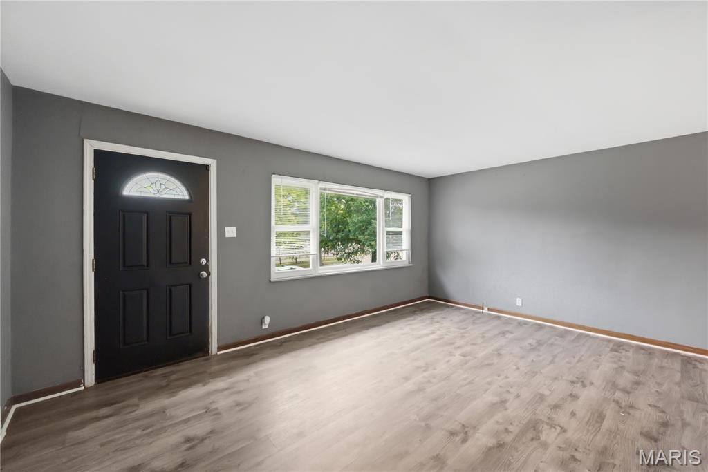 3236 S Compton Avenue Property Photo 9