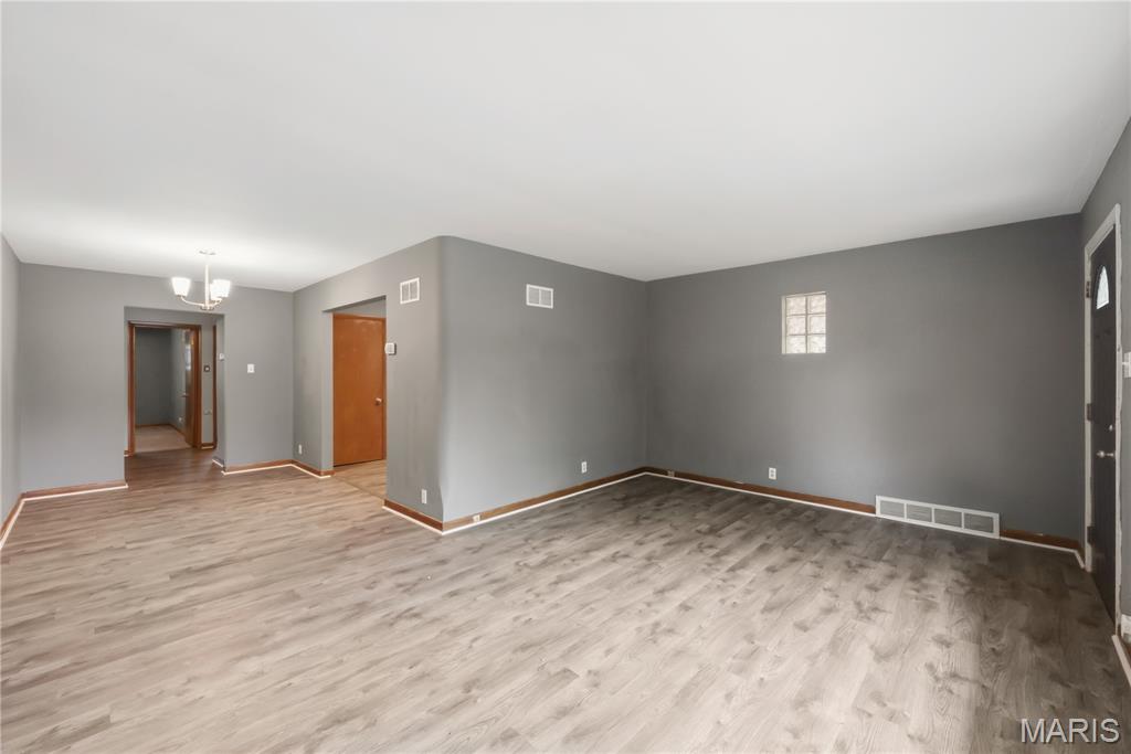3236 S Compton Avenue Property Photo 11