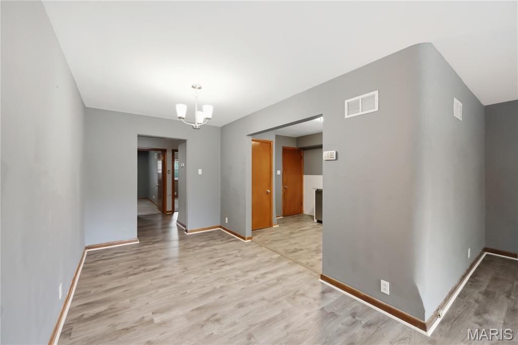 3236 S Compton Avenue Property Photo 12
