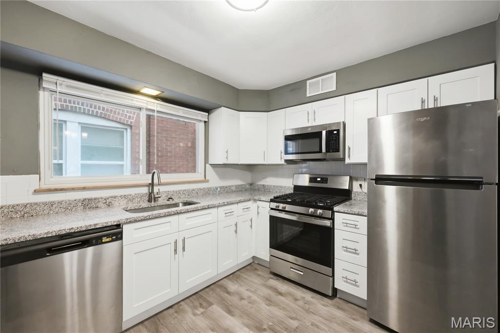 3236 S Compton Avenue Property Photo 18