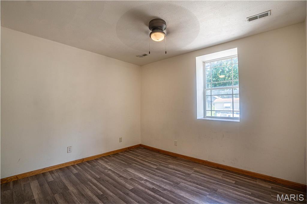 251 7th Street Property Photo 4