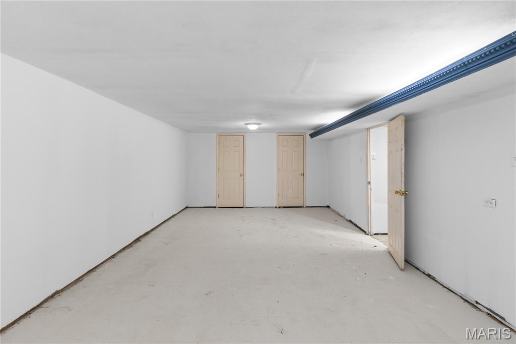 3 Petersburg Court Property Photo 17