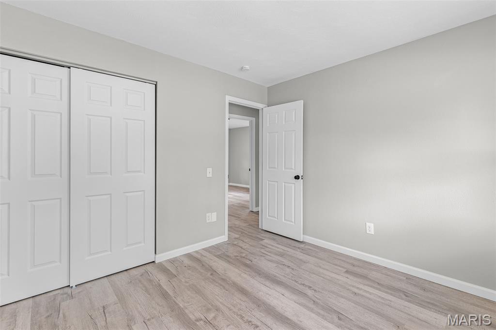 1514 E Mont Carmel Street Property Photo 54