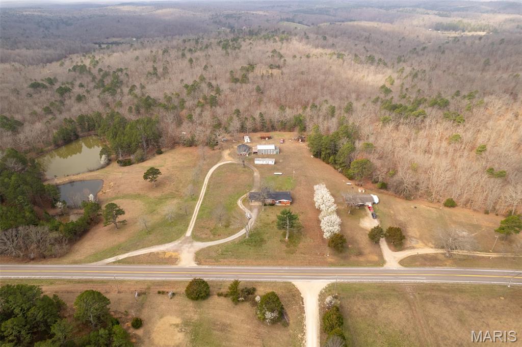 60863 Highway 21 Property Photo 1