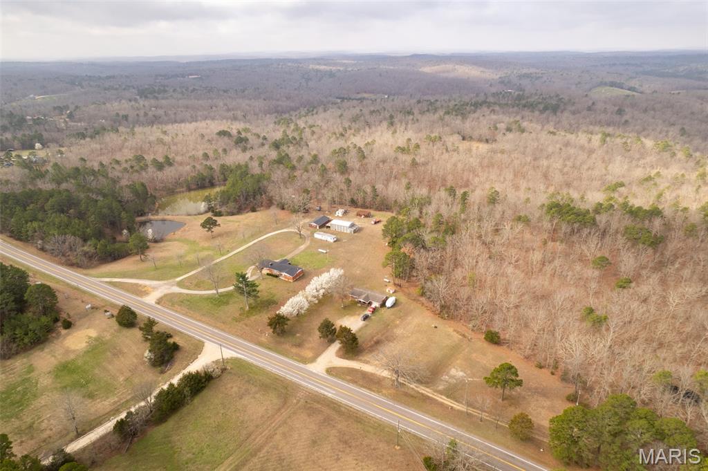 60863 Highway 21 Property Photo 6
