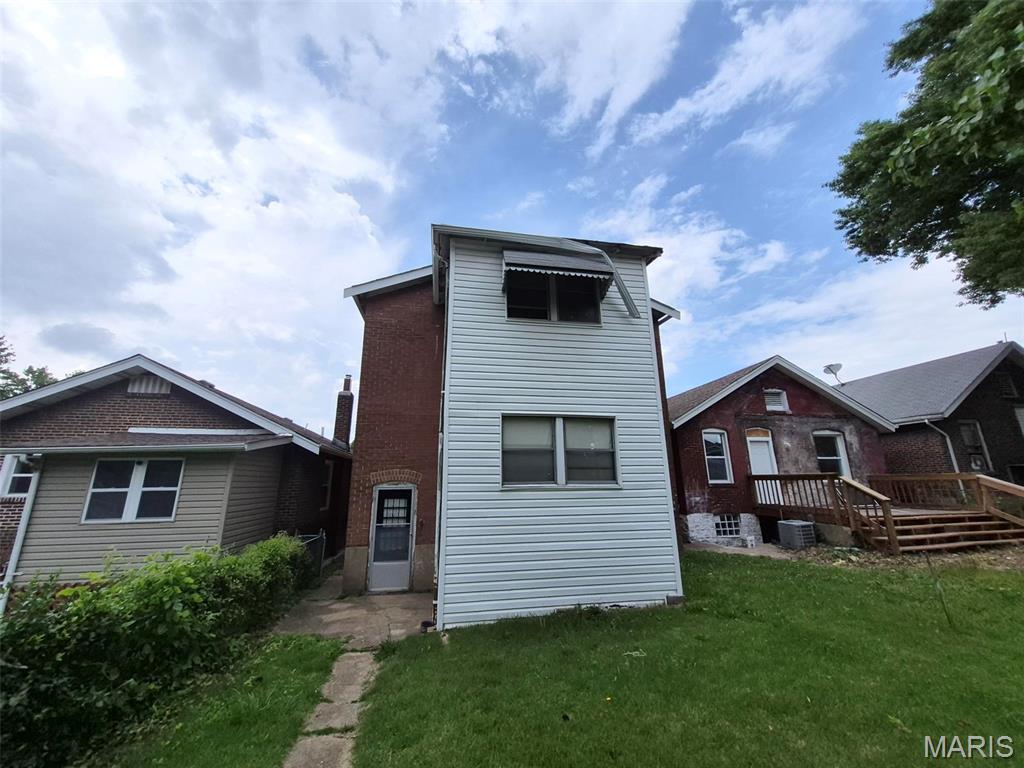 3512 Lincoln Avenue Property Photo 4