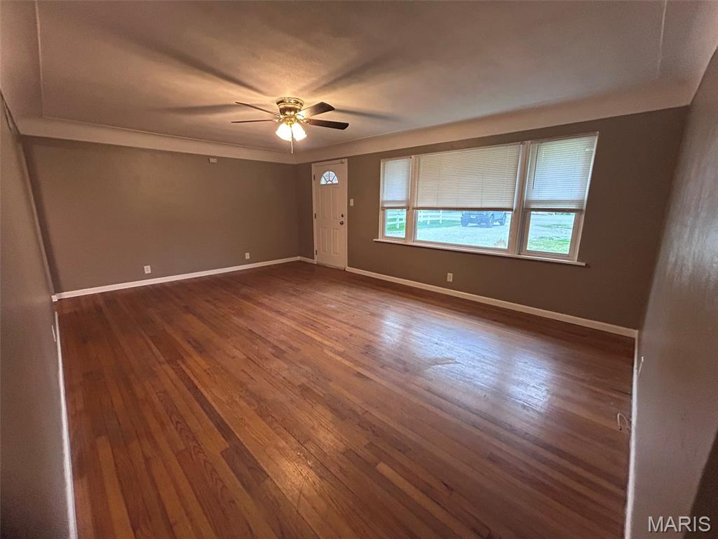 1814 N Belt Property Photo 6