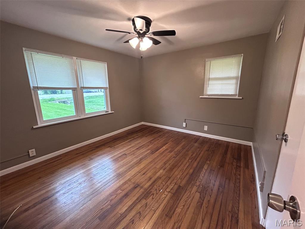 1814 N Belt Property Photo 9