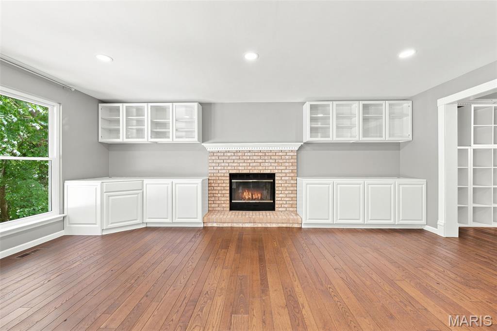 506 Steepleton Court Property Photo 6