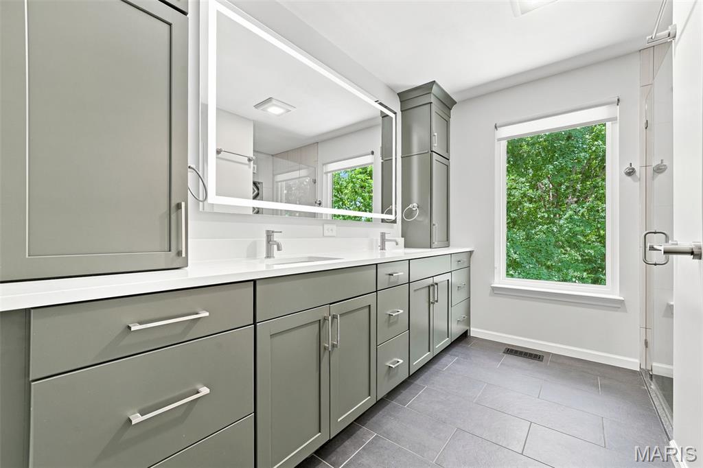 506 Steepleton Court Property Photo 18