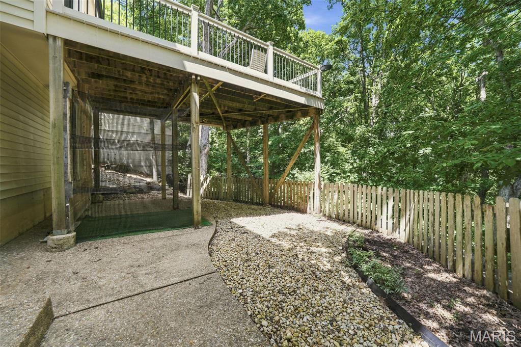 506 Steepleton Court Property Photo 32