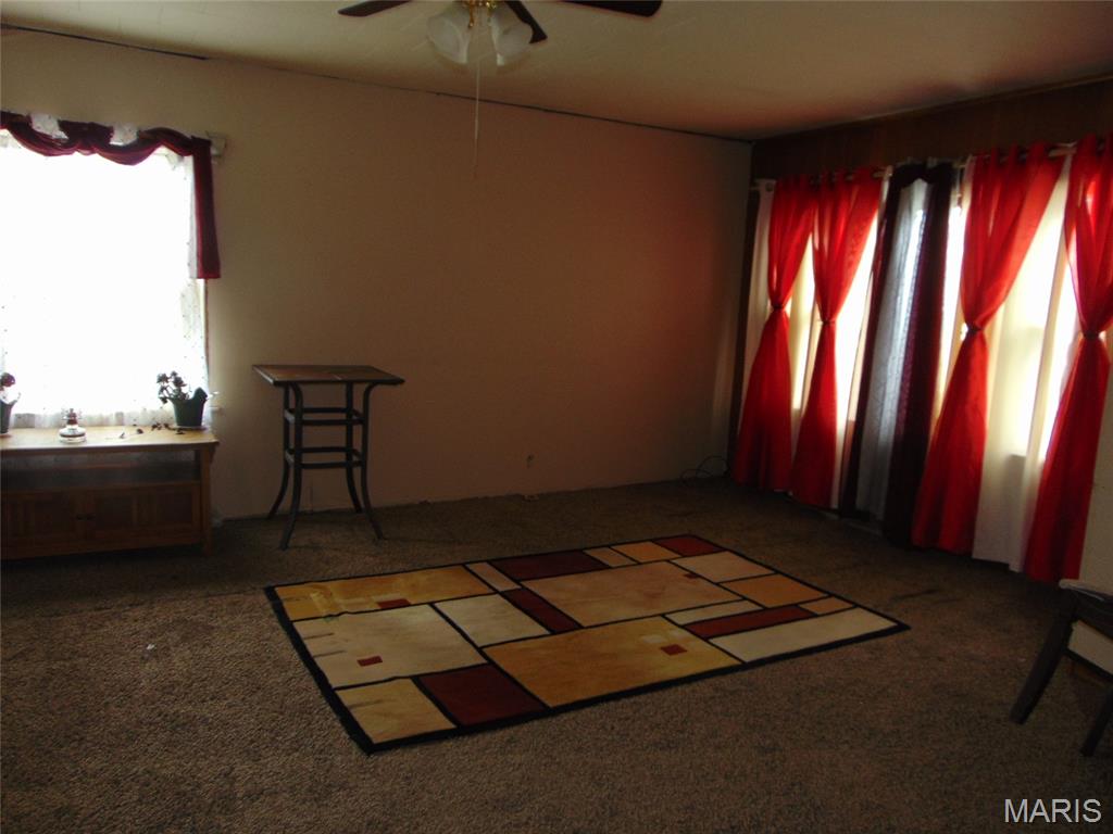 200 Cherry Avenue Property Photo 6
