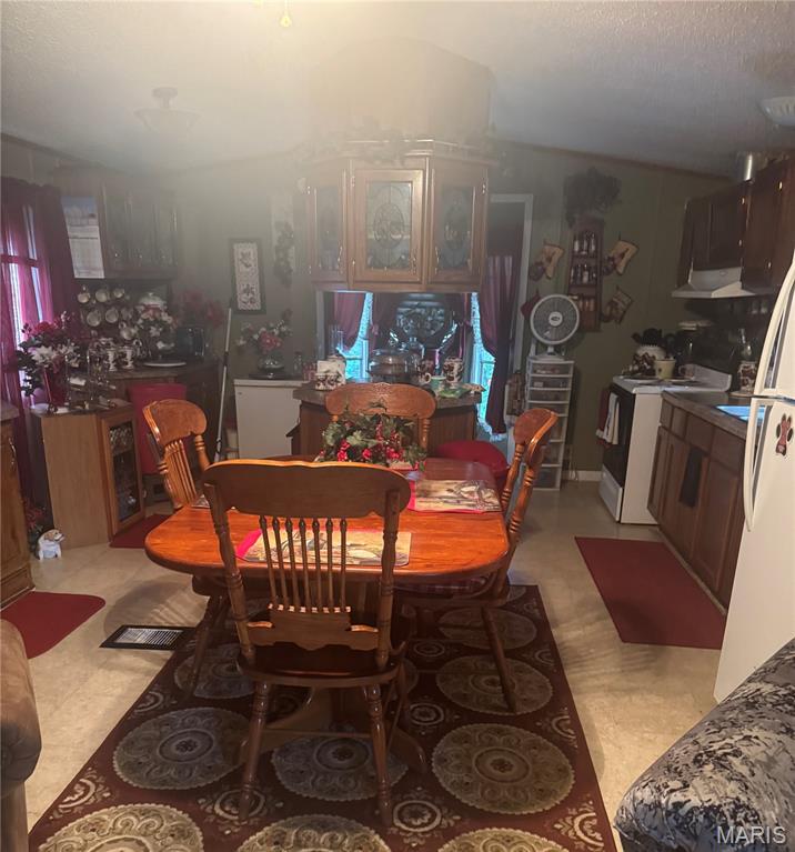 203 N Jobe Drive Property Photo 3