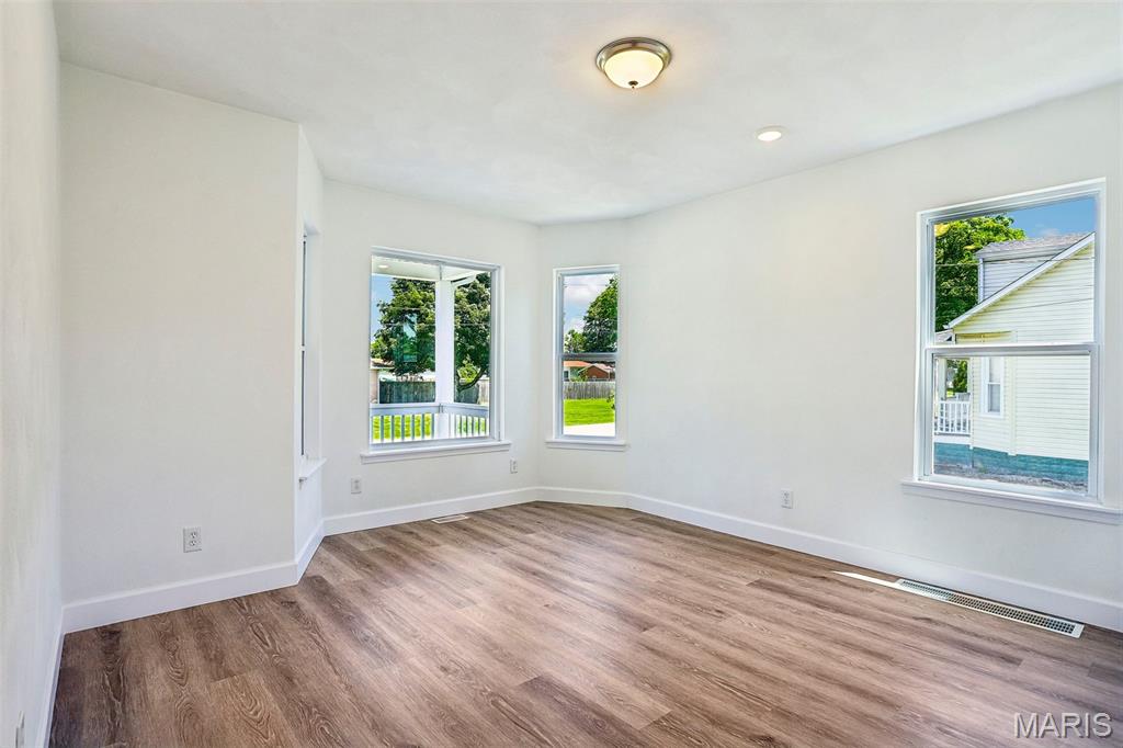 517 Sarah Street Property Photo 15