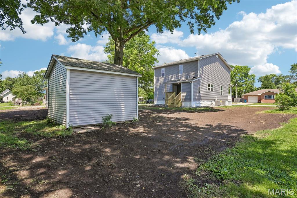 517 Sarah Street Property Photo 30