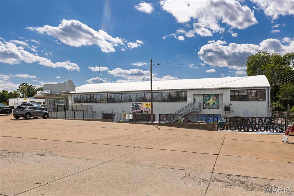 5959 & 5951 Delmar Boulevard Property Photo 7