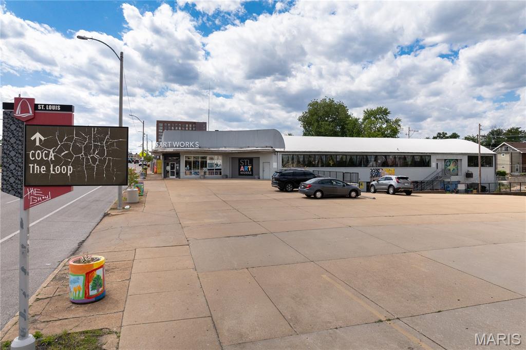 5959 & 5951 Delmar Boulevard Property Photo 10
