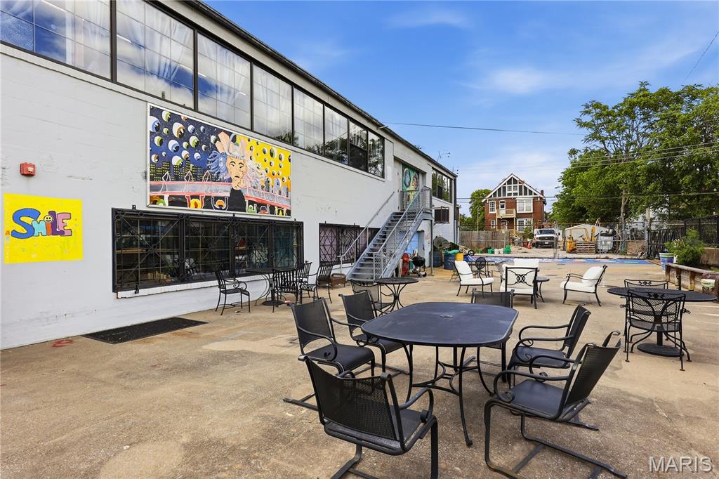 5959 & 5951 Delmar Boulevard Property Photo 40