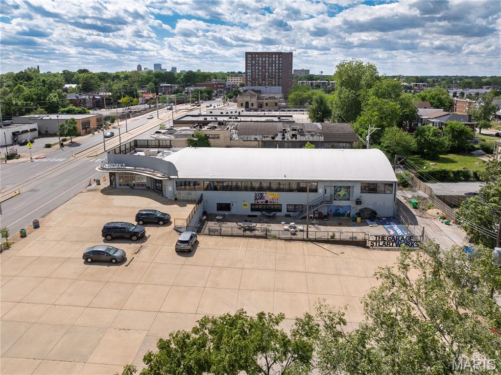 5959 & 5951 Delmar Boulevard Property Photo 42