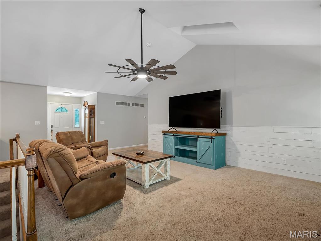 115 Apache Drive Property Photo 12