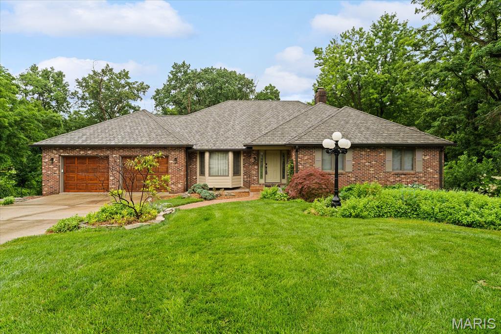 106 Suzanne Court Property Photo 1