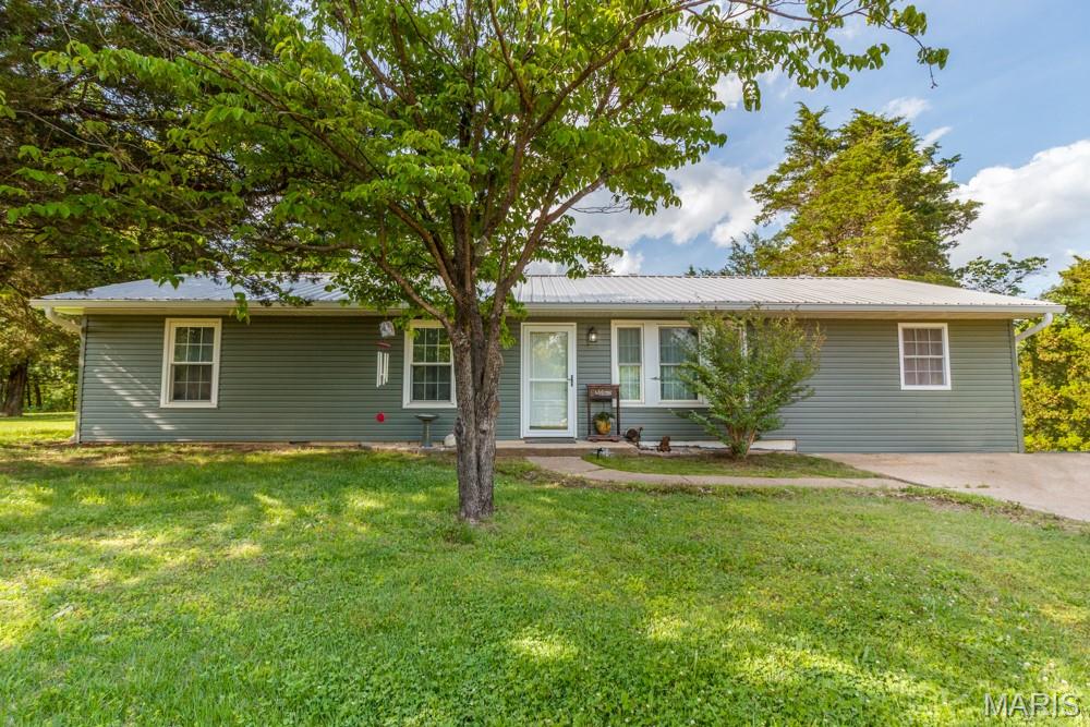 15895 Hallmark Lane Property Photo 1