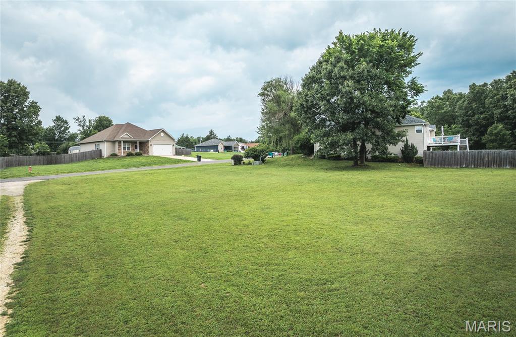 10375 Summerfield Drive Property Photo 3