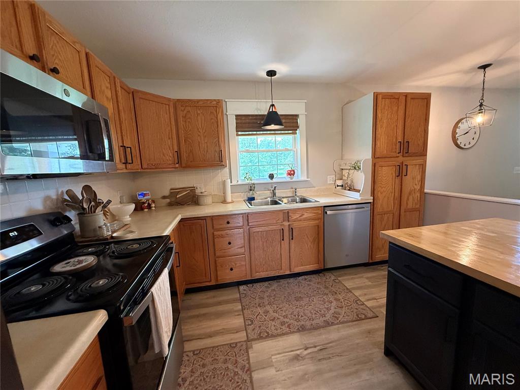30135 Katydid St Property Photo 9