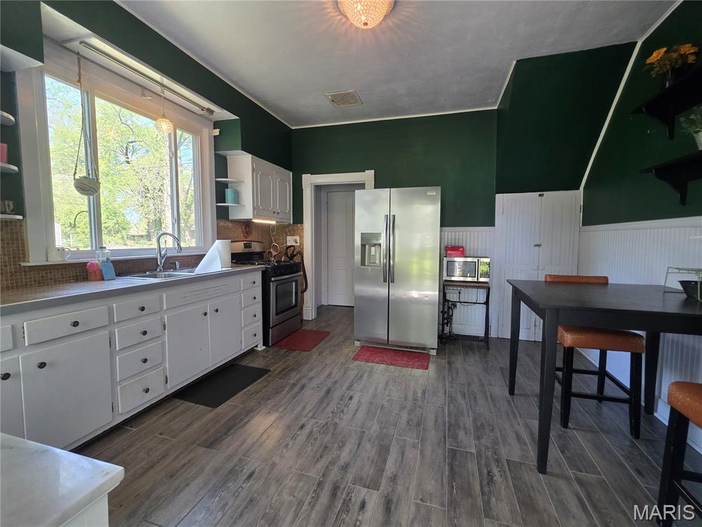 3318 Putnam Avenue Property Photo 5