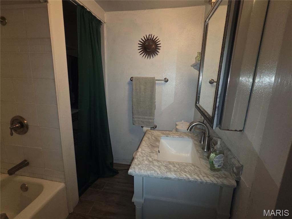 3318 Putnam Avenue Property Photo 24