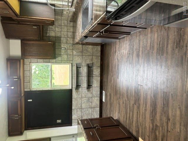 16917 Bcr 408 Property Photo 3