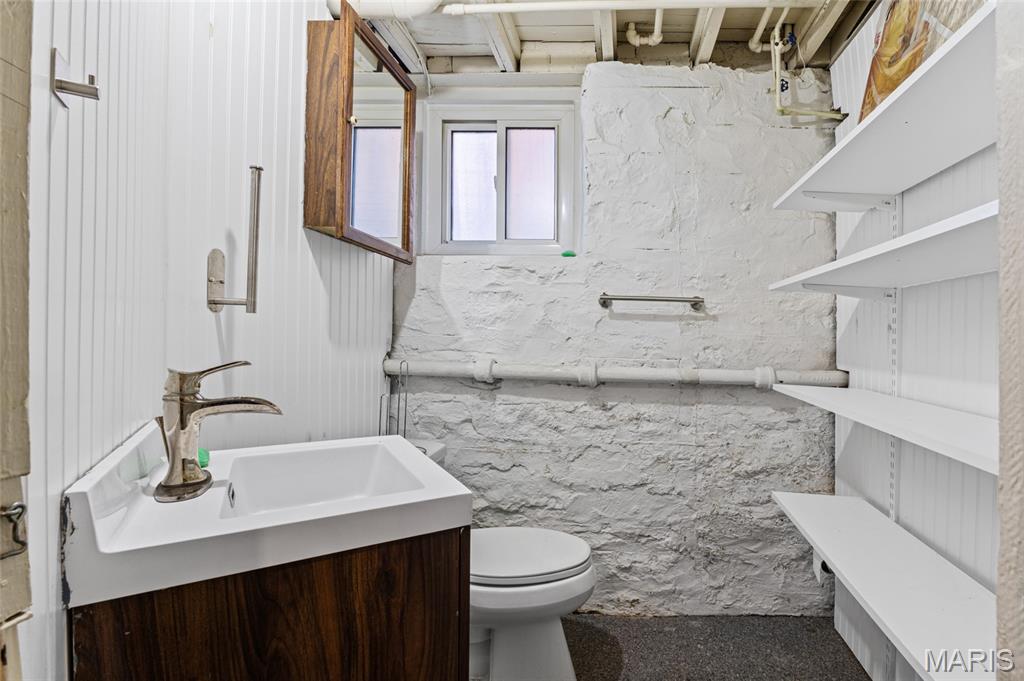 8923 Gravois Road Property Photo 10