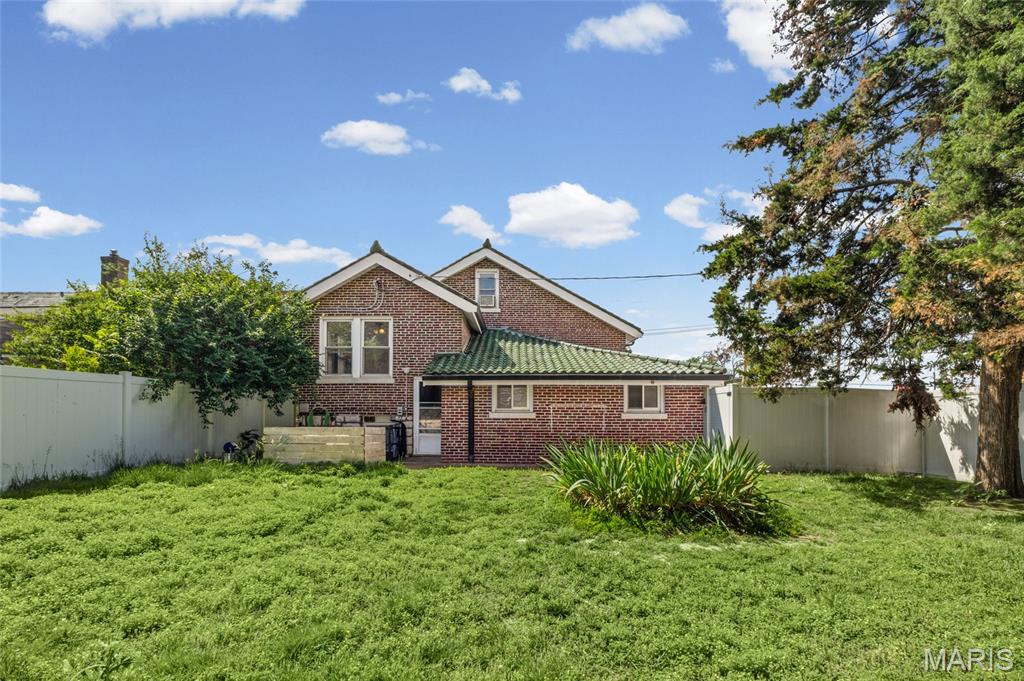 8923 Gravois Road Property Photo 14