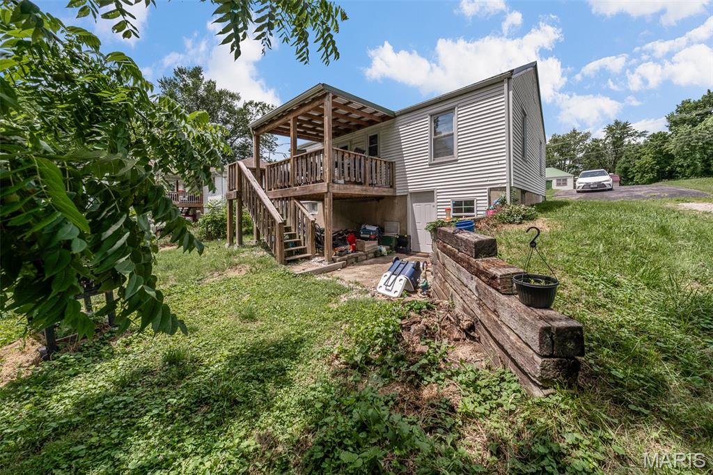 704 E State Highway 72 Property Photo 15