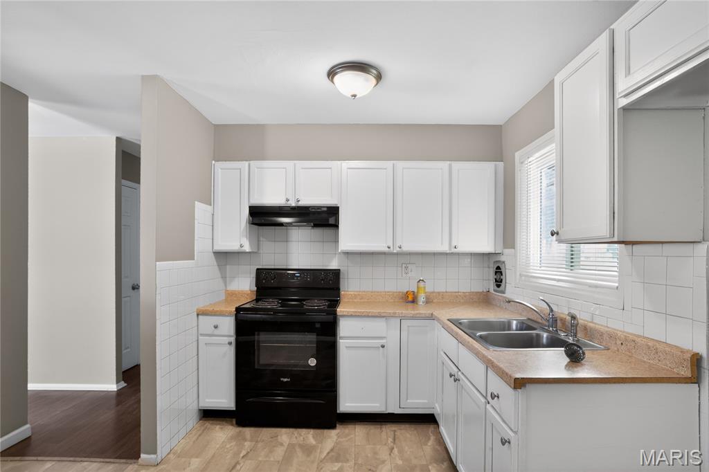 1200 Congress Avenue Property Photo 9