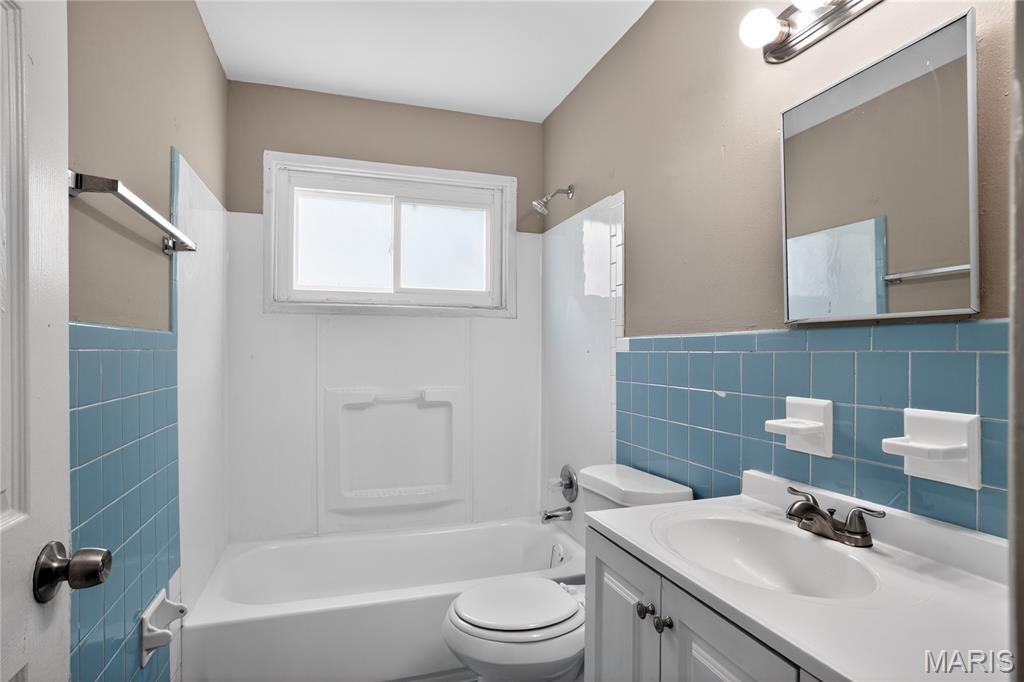 1200 Congress Avenue Property Photo 18