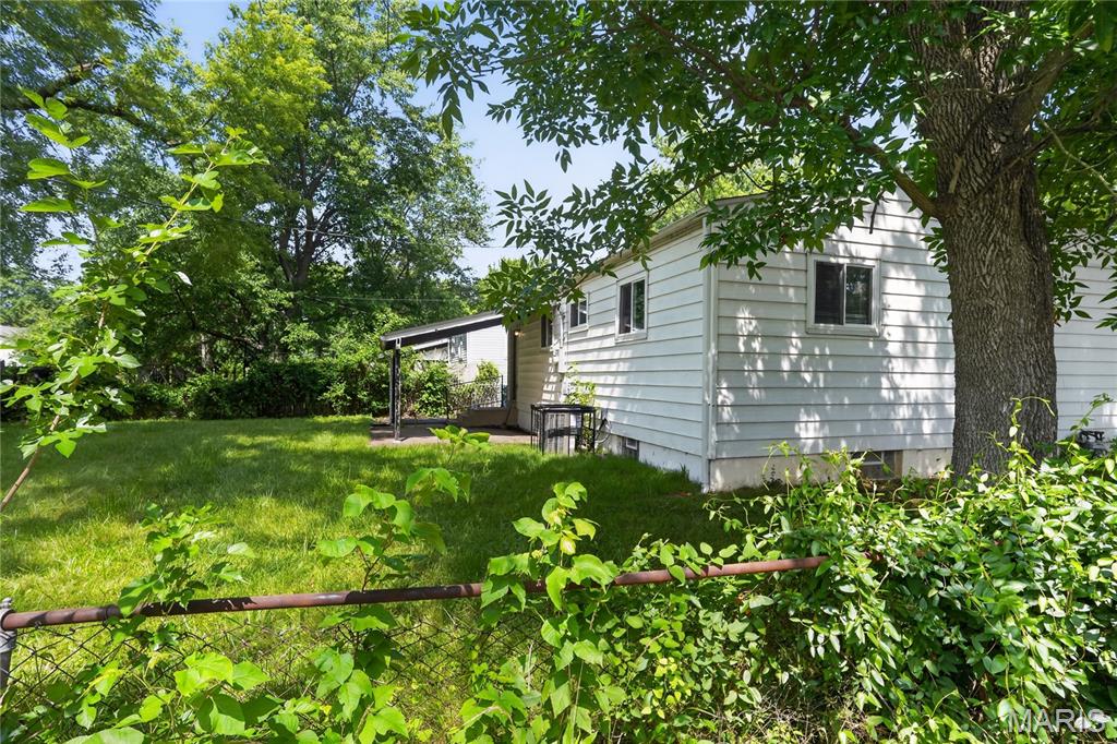 1200 Congress Avenue Property Photo 27