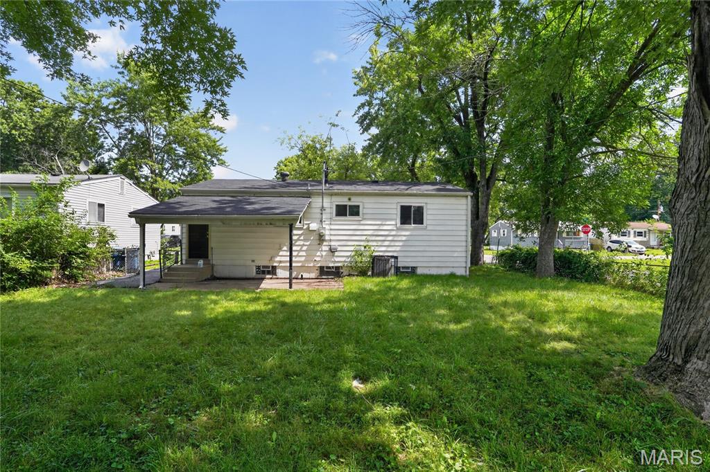 1200 Congress Avenue Property Photo 29