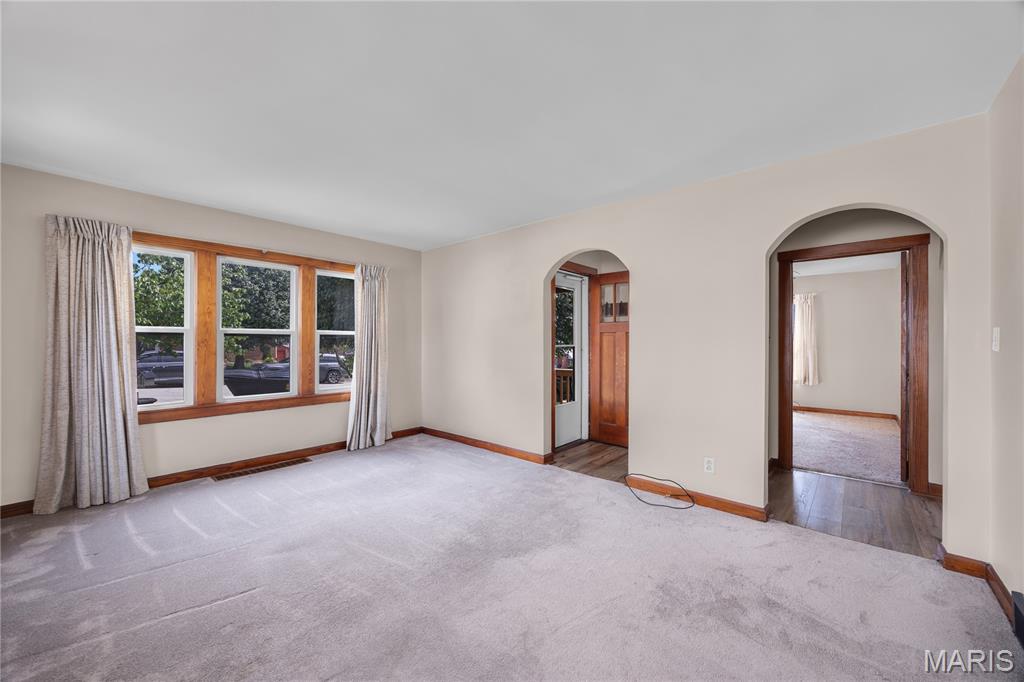 428 W 9th Street Property Photo 7