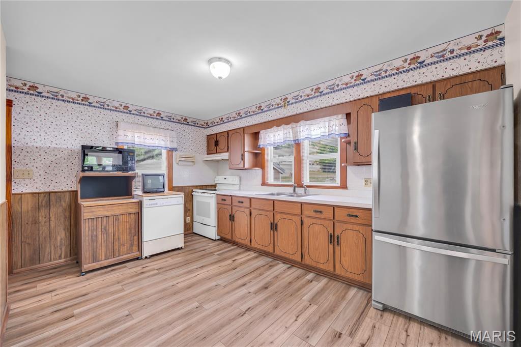 428 W 9th Street Property Photo 18