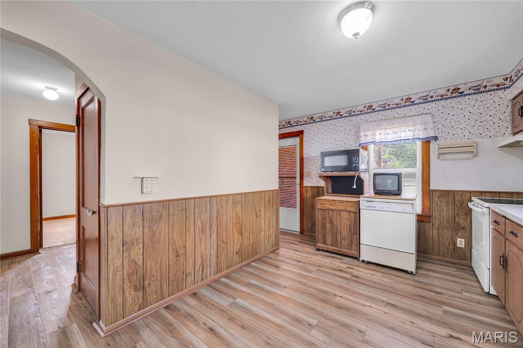 428 W 9th Street Property Photo 19